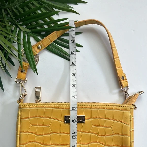 Bebe women’s small yellow faux croc  shoulder bag - Picture 12 of 12